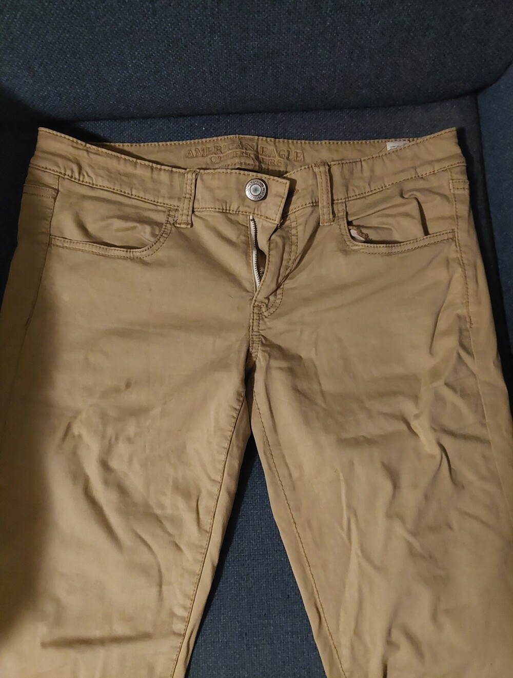 American EAGLE SIZE 6 PANTS